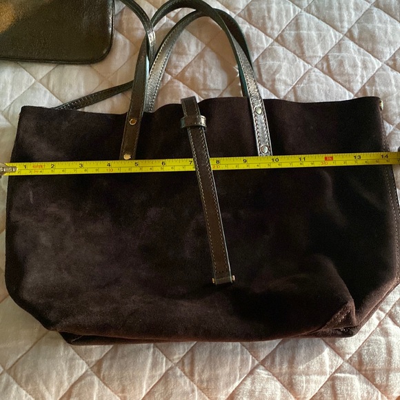Tiffany & Co.Chocolate Brown Leather (Reversible) Shoulder. Preowned. Beautiful - Picture 5 of 15